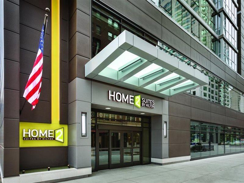 Home2 Suites By Hilton Chicago River North Exterior photo